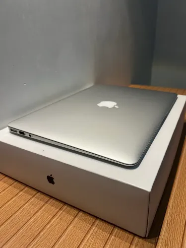 MacBook AIR (2017)