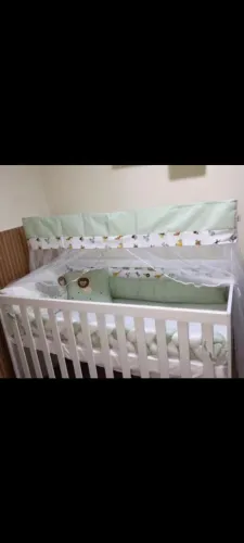 Vendo kit berço,usado 2 meses,estado de novo.