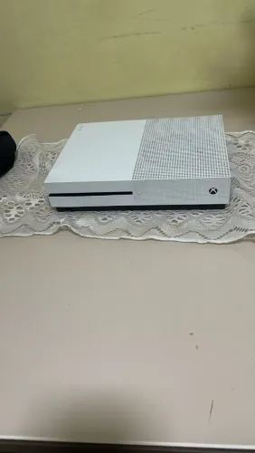 XBOX ONE S BRANCO PERFEITO ESTADO