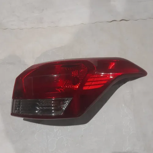 Lanterna traseira direita original creta 2019 