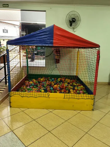 Piscina de bolinha