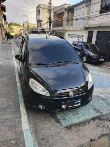 Fiat Idea Attractive 1.4 Fire Flex 8V 5P 2012