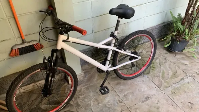 Bicicleta com marcha