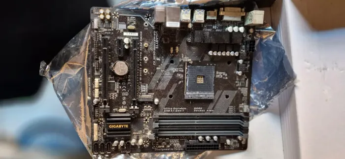 Placa-mãe Gigabyte ab350m ds3h v2 
