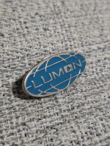 pin lumon série ruptura - metálico apple tv+ ccxp broche - oficial
