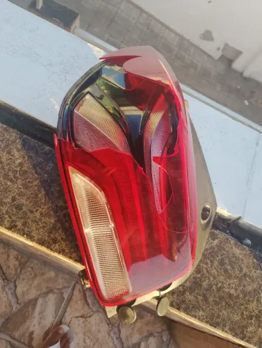 Lantera traseira do Chevrolet Onix Ratc 2022 original de fábrica funcionando 