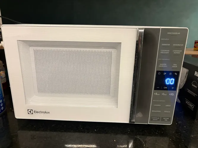 Vendo Microondas Electrolux Branco 23L
