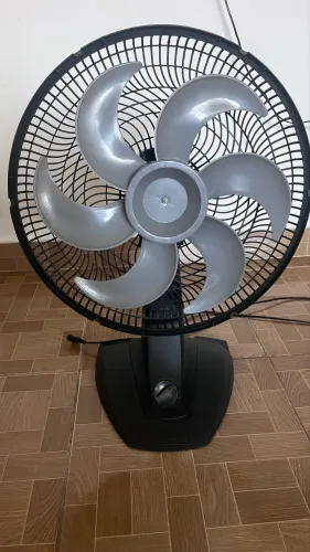 Ventilador de mesa 