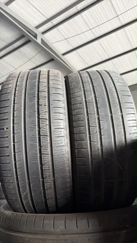 Pneus 275/45/21 marca Pirelli