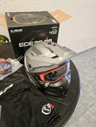 Capacete LS2 Drifter cinza novo