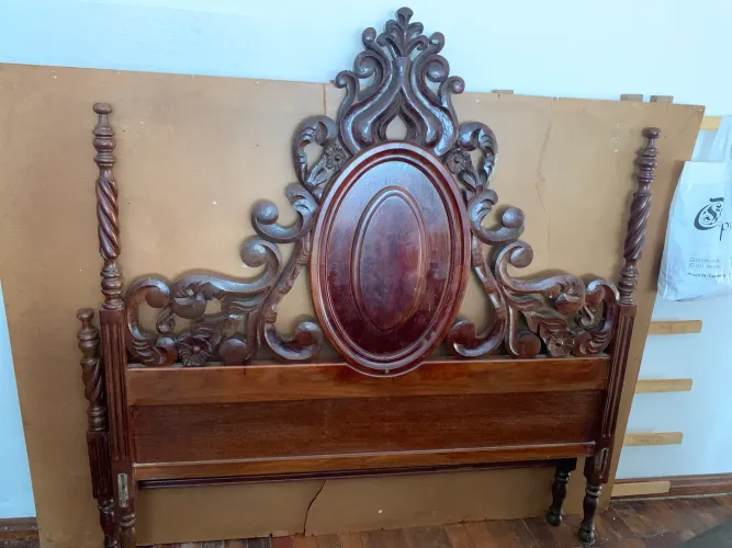 Cama de Casal Madeira 
