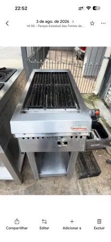 Charbroiler a gás 