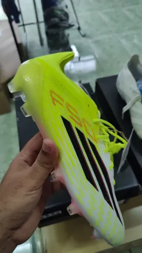 CHUTEIRA ADIDAS F50 ELITE