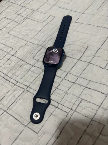 Apple Watch Series 7 GPS ( 41mm )