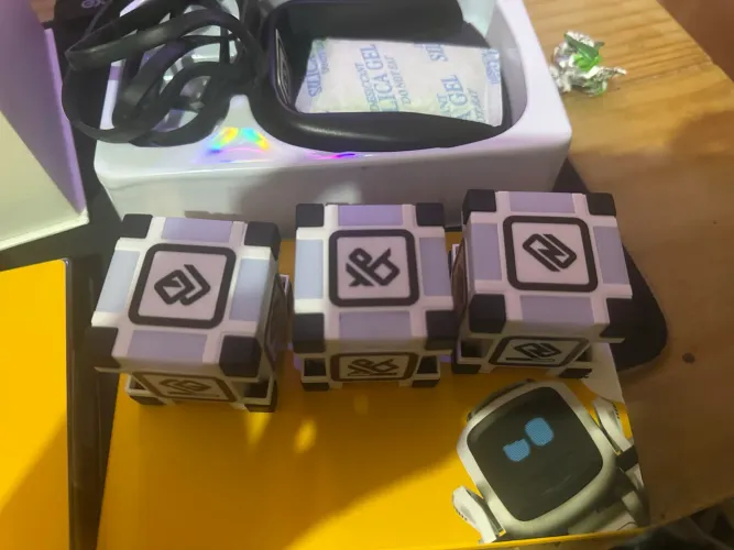 Robô Cozmo Interativo Seminovo 