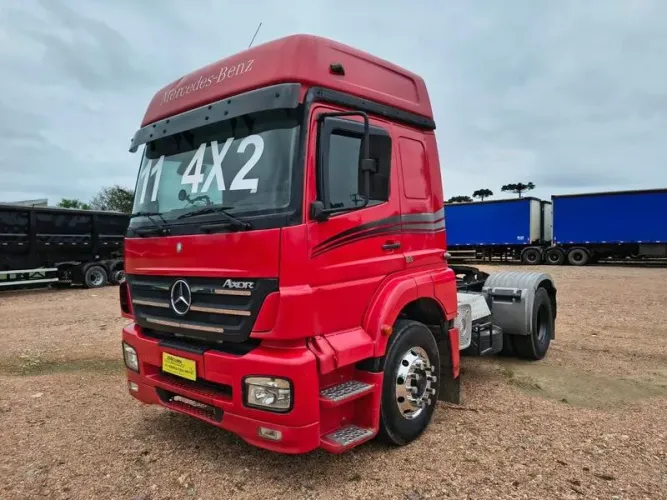 M.BENZ AXOR 1933 4X2 2011 MANUAL - REPASSE