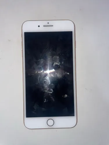 iPhone 8 Plus 