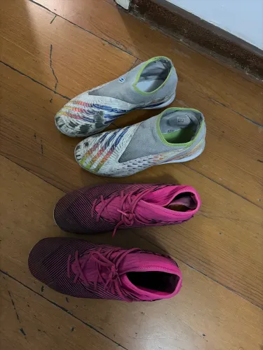 Chuteiras usadas Adidas