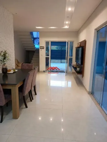 Sobrado com 3 dormitórios à venda, 260 m² por R$ 620.000 - Loteamento Dunamis - São José d