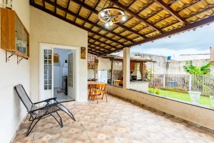 Lote de 900 m2 com chalé na Ponte alta- Gama.