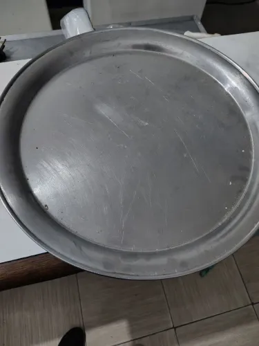 Bandejas quantidade 6 peq,5 Med,5 grande,cx de copo,porta garrafa (camisinha),5 baldes 