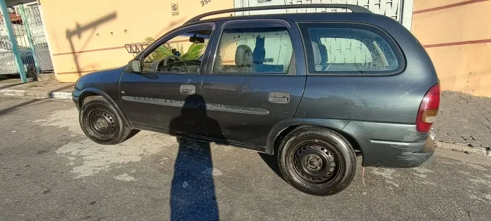 Chevrolet Corsa Wagon GL 1.6 MPFI 4P 1998