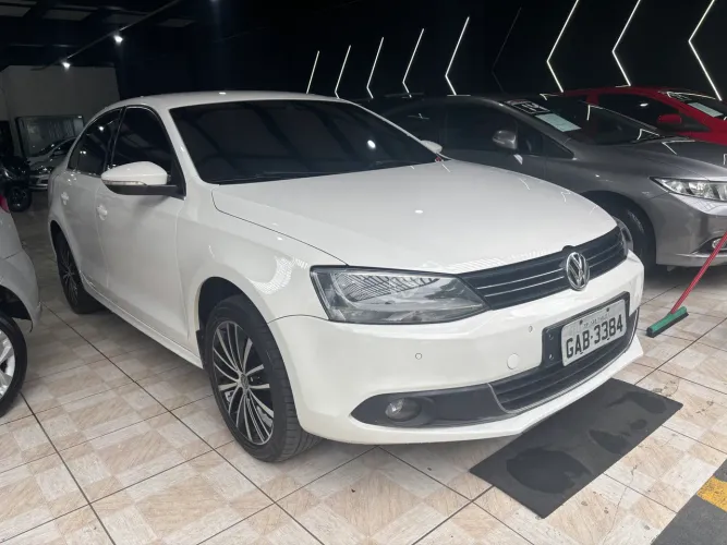 Volkswagen Jetta Highline 2.0 TSI 16V 4P Tiptronic 2012