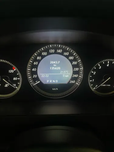Mercedes-Benz C-180 CGI Classic 1.8 16V 156cv Aut. 2011