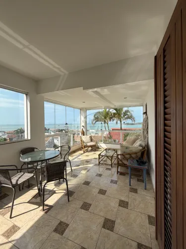 Casa 4 quartos - Ilha do Boi