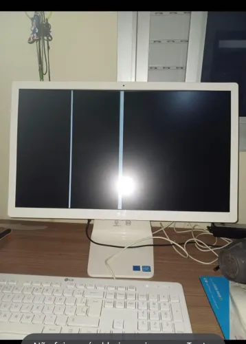 Pc lg tela preta mais esta ligando....