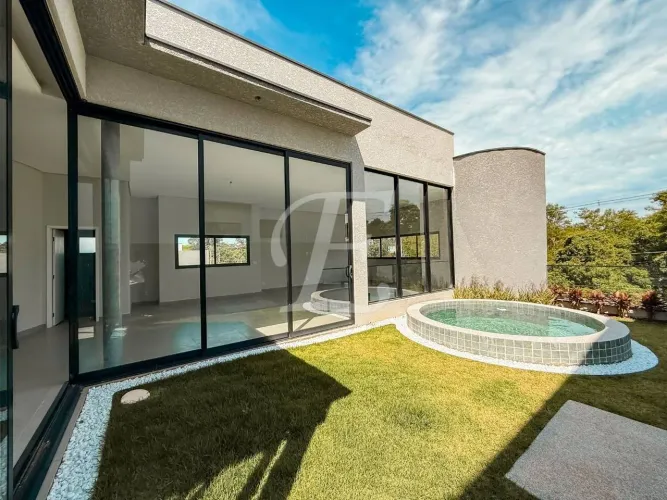 Casa com 3 dormitórios à venda, 237 m² por R$ 1.690.000,00 - Granja Viana - Cotia/SP
