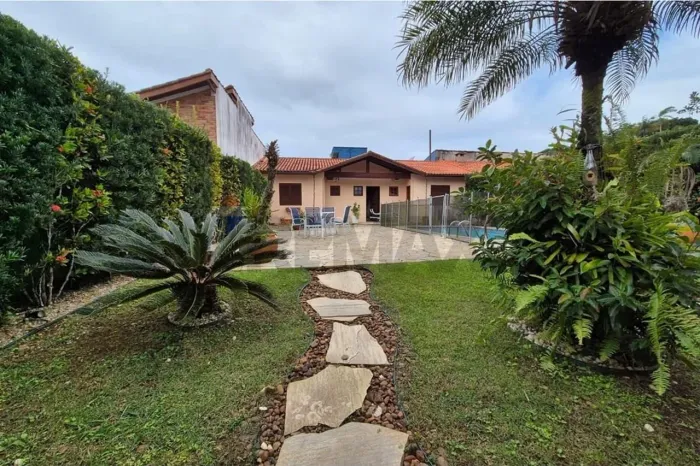 CASA À VENDA -CONDOMÍNIO MORADA DA PRAIA -BORACÉIA BERTIOGA - SP