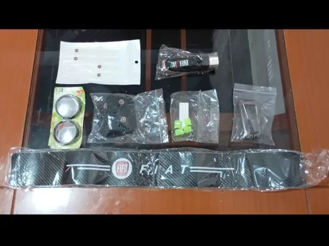 Kit com 7 acessórios personalizados Fiat / Volkswagen / Ford / Toyota / Honda e Chevrolet.