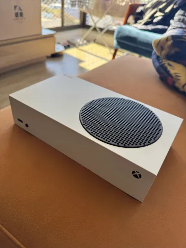 Xbox Séries S 512GB necessita de reparo/manutenção