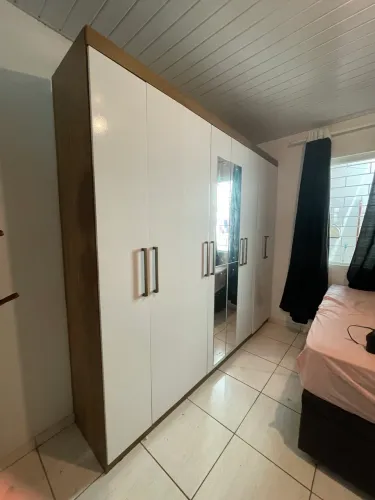 Guarda-Roupa 8 Portas com Espelho - Usado - Retirar até Quarta-feira