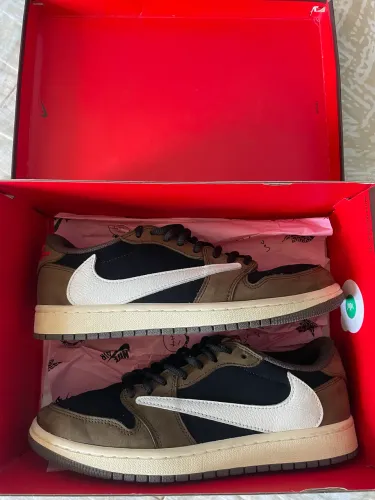 tênis nike air jordan 1 travis scott dark mocha