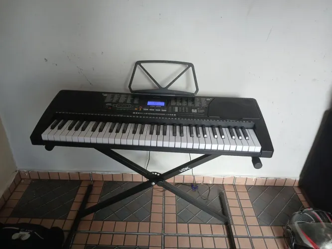 Teclado arranjador vtm4000