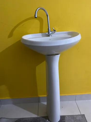Lavatório+torneira