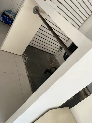 Balcão com cabideiro 