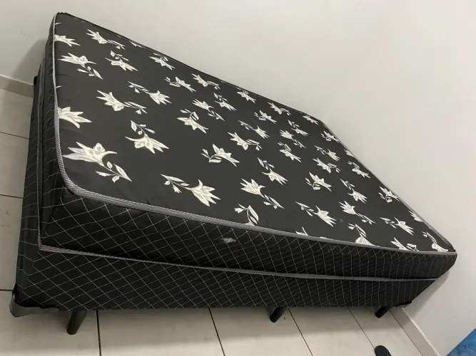 Cama box