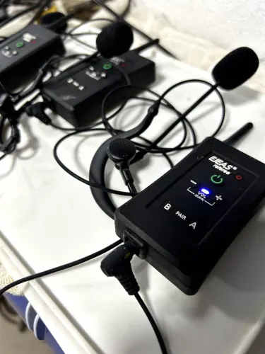Ejeas Referee Bluetooth - 3 rádios com earphones
