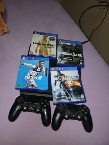 Vendo ps4 slim 1 terá