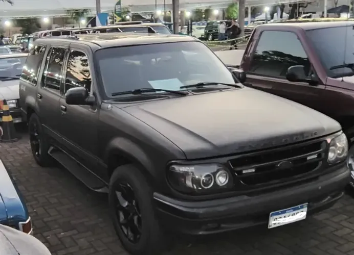 Ford Explorer XLT 4X4 4.0 V6 1995