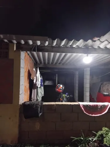 ALUGA SE GARAGEM