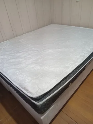 Cama Box de casal Queen conjunto de bases mais colchão de molas ensacadas