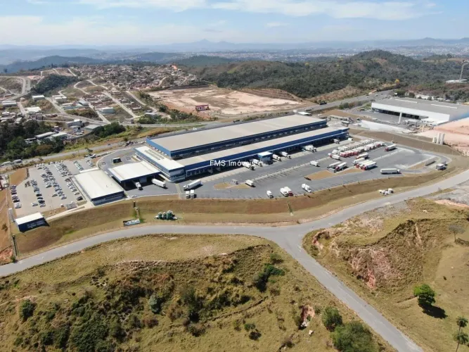 Galpão com 4200m2 em Ribeirão das Neves/MG
