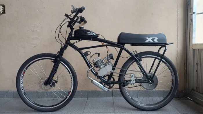 BICICLETA MOTORIZADA USADA SOMENTE 5 VEZES!!!!