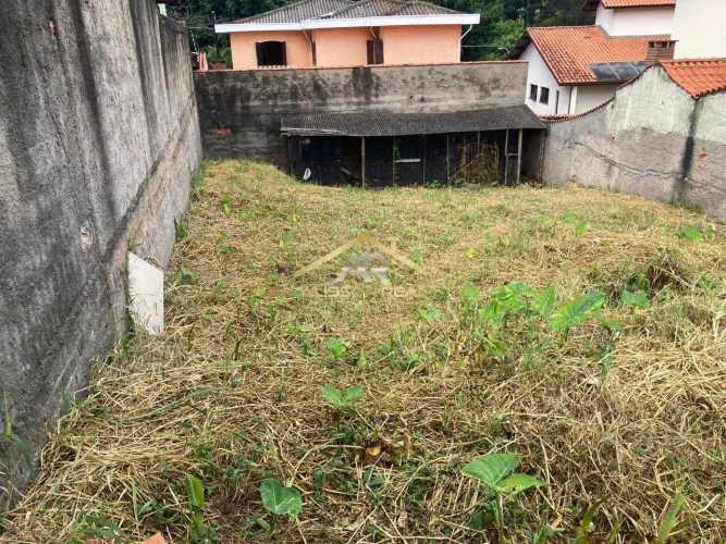 Terreno em Condomínio à venda de 256m² no Residencial Adalgisa II / Osasco.
