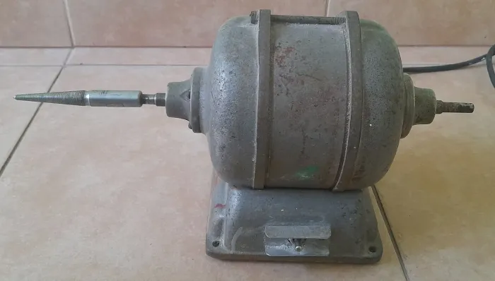 Torno p polimento de Protese Dental