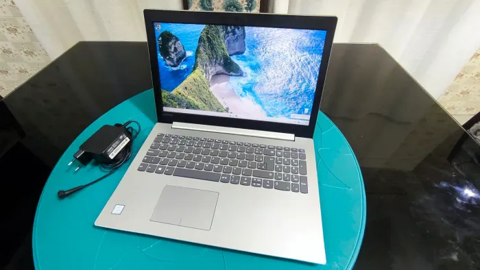 Notebook Lenovo Core i5 8GB SSD256GB